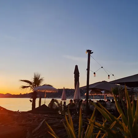 Appartement T2 Bord De Climatisé Juan-les-Pins