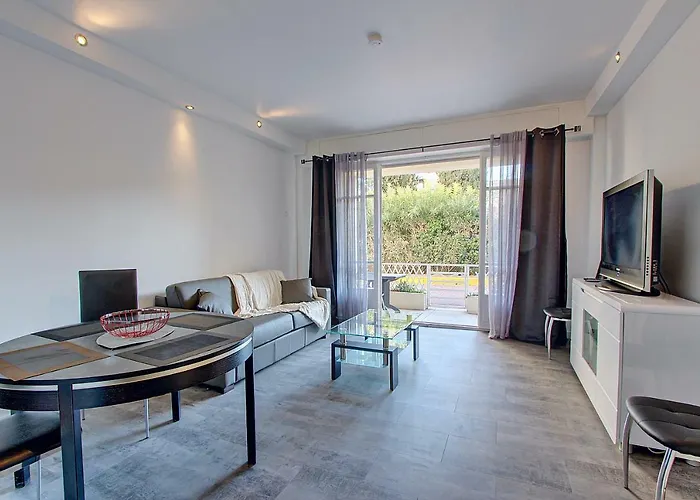 Appartement T2 Bord De Climatisé Juan-les-Pins